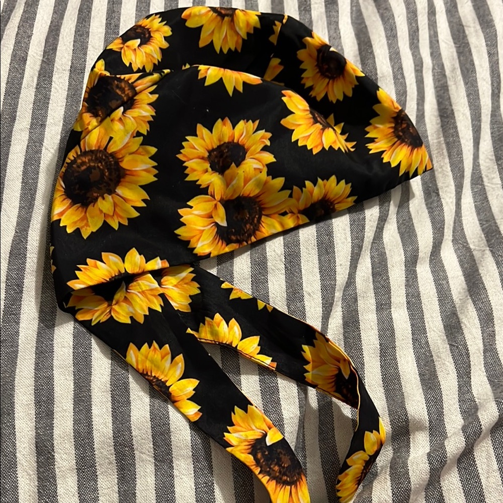 Sunflower Print Scrub Cap